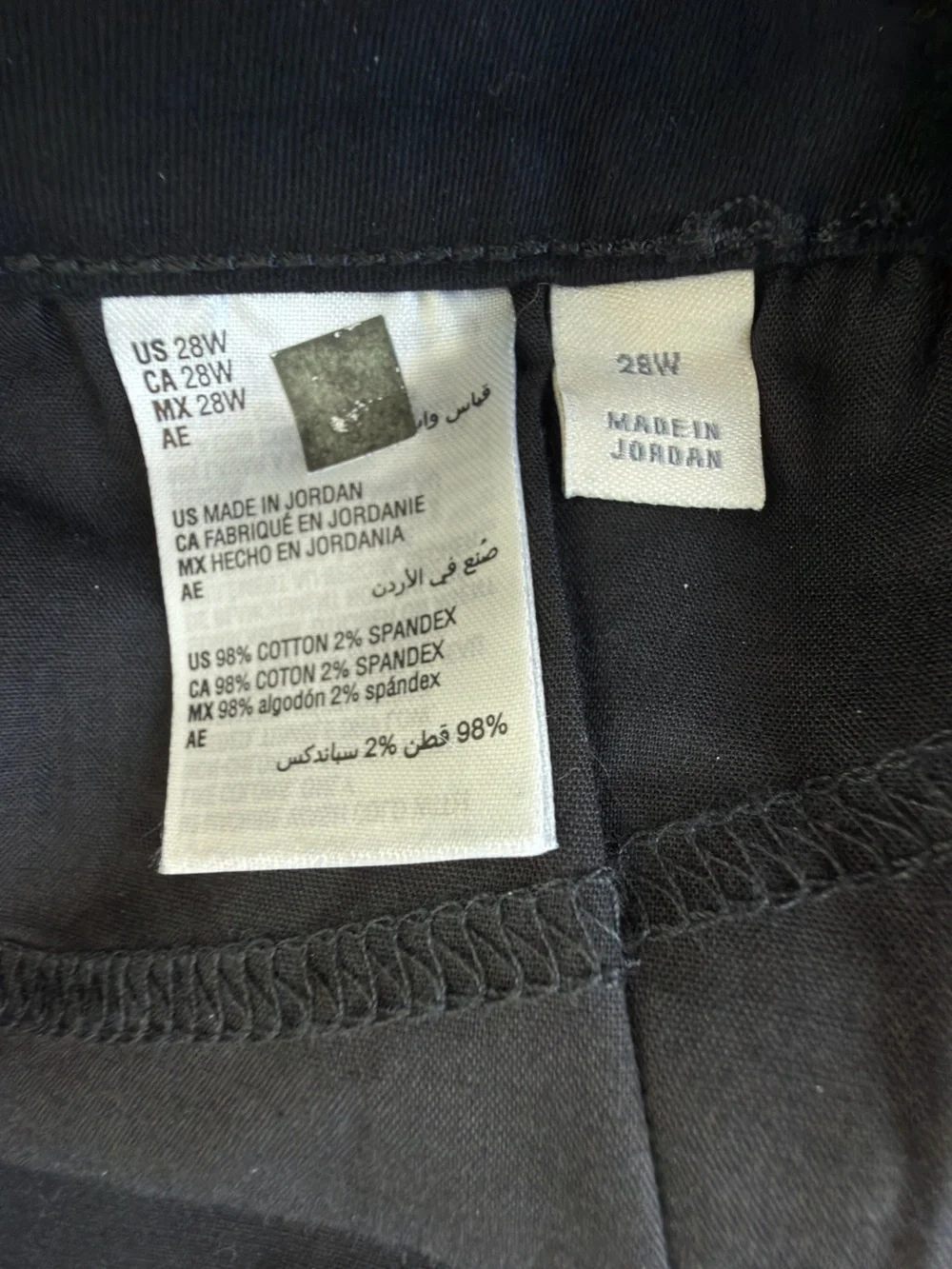 NEW STYLE & CO Plus Size Denim Raw-Edge Deep Black Mid-Rise Bermuda Short Sz 28W